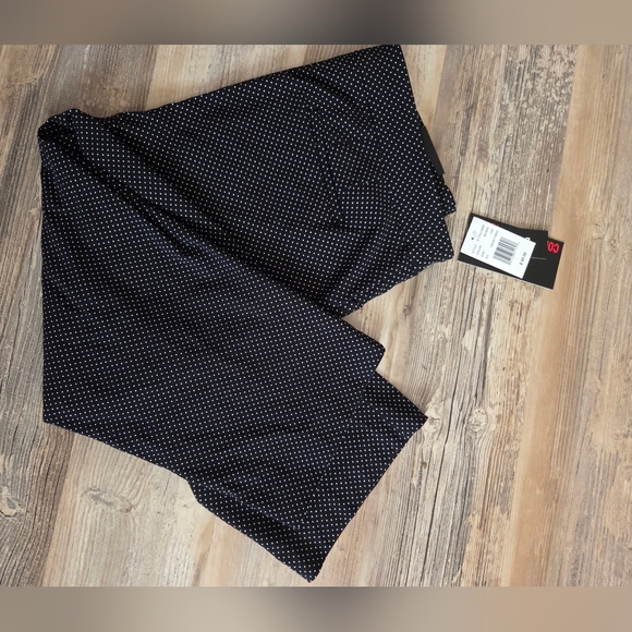 Capri's - Picture 2 of 6